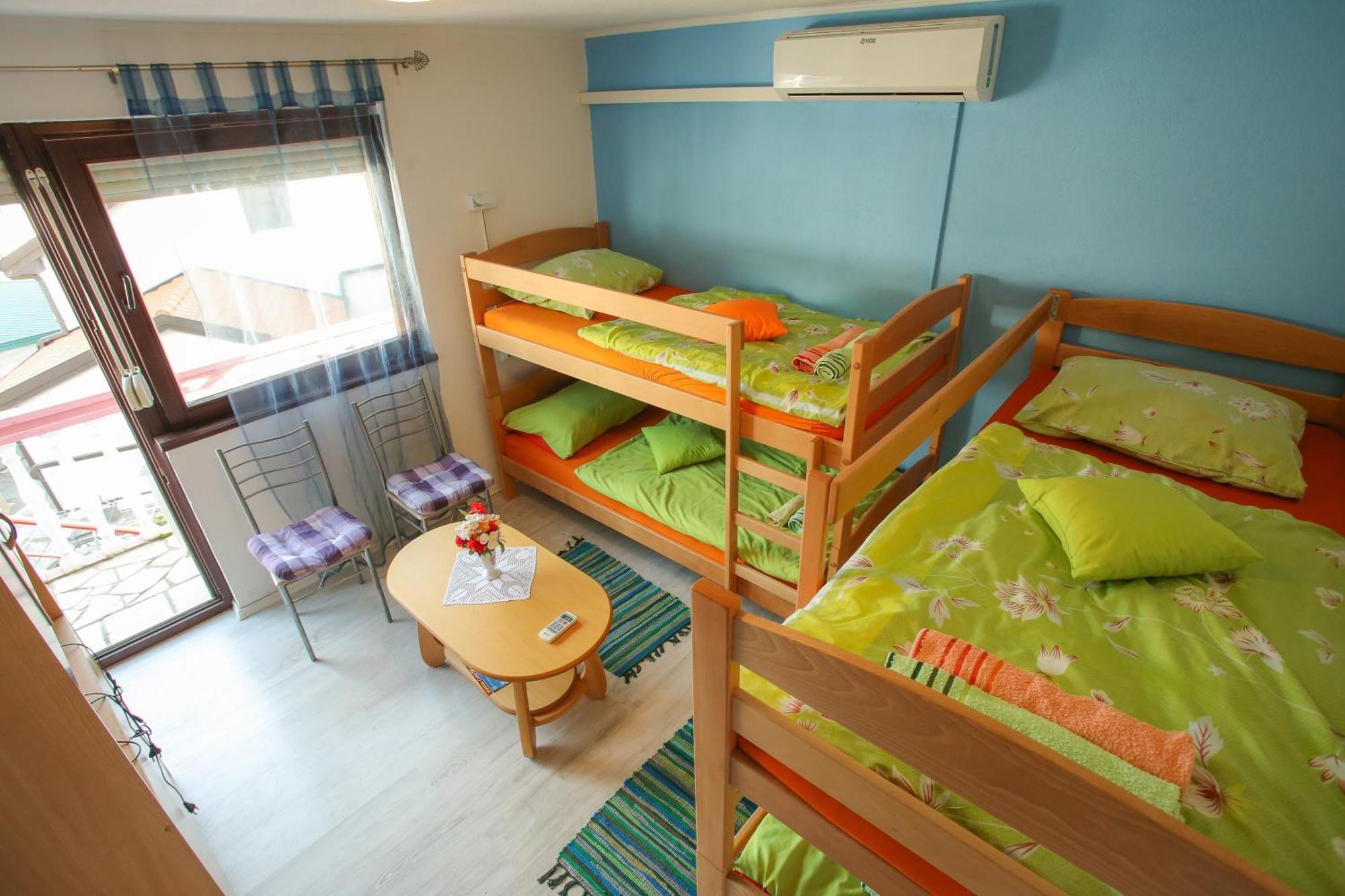 Guesthouse Adi موستار المظهر الخارجي الصورة