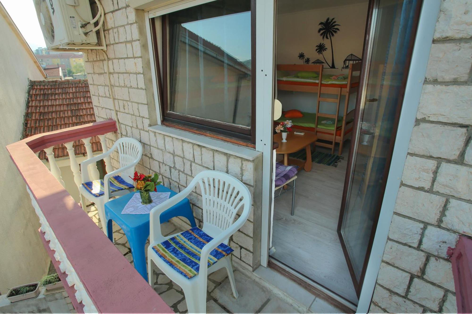 Guesthouse Adi موستار المظهر الخارجي الصورة